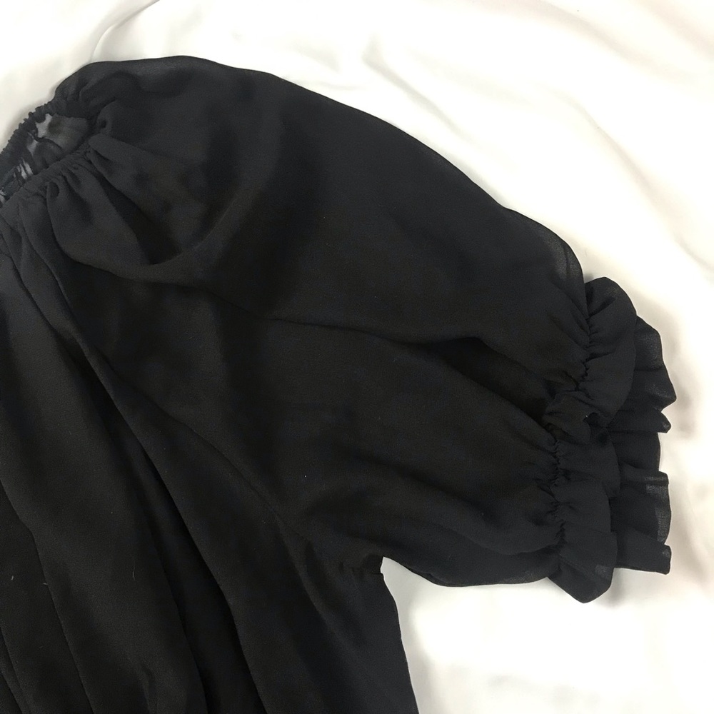 Black Sheer Ruffle Top Size Large - Picture 3 of 7